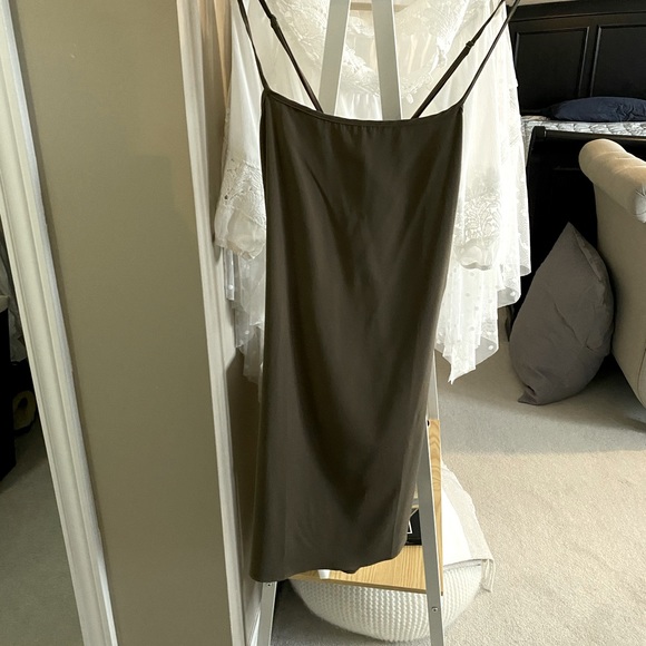 Olive green slip dress - Picture 1 of 2